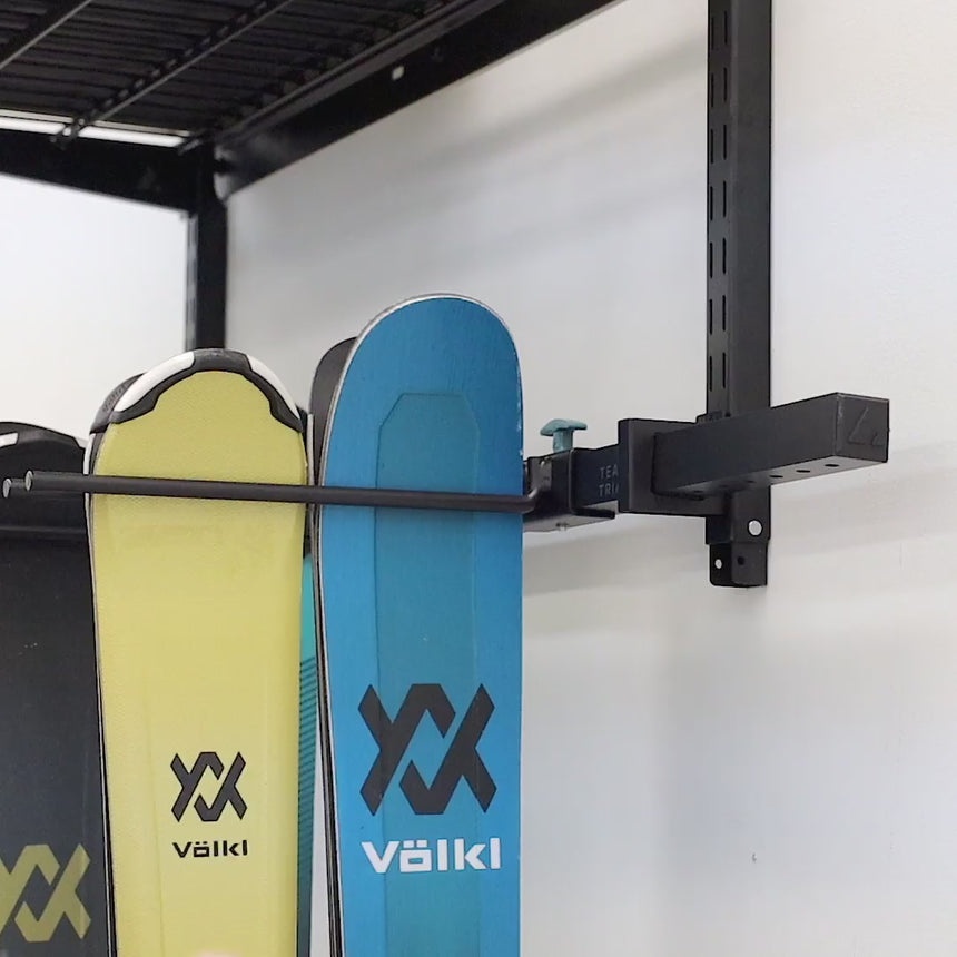 ski organizer 